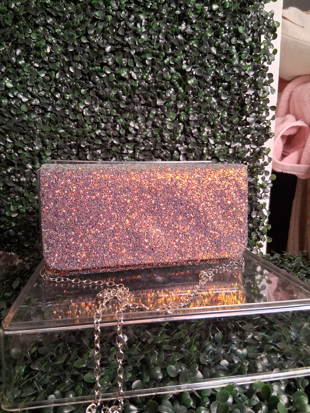 Glitter Evening Clutch Bag in Iridescent Pink